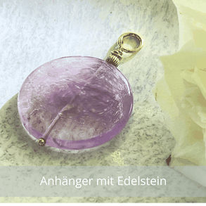 Handgemachte Anhänger mit Edelstein