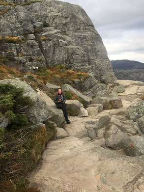 Wanderung_Preikestolen_Hund_Norwegen_Wohnmobil