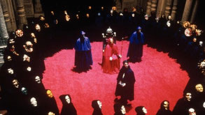 Photo extraite du film de Stanley Kubrick Eyes wild shut ("Les yeux grand fermés") - Cliquer pour agrandir