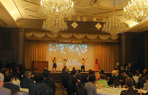 At the report meeting of OISCA Miyagi branch, Goodwill Ambassadors made a report for about 100 participants. They entertained the participants by showing off their dances.