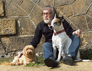 Axel Bethke mit Grassy (links) und Kira (rechts)