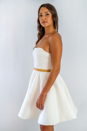 Robe de mariée bustier courte
