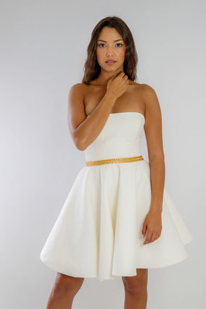 Robe de mariée courte simple et élégante