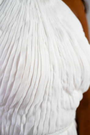 Robe de mariée simple, féminine et élégante