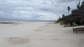 die weite des Strandes zeigt die Freiheit durch Channeling