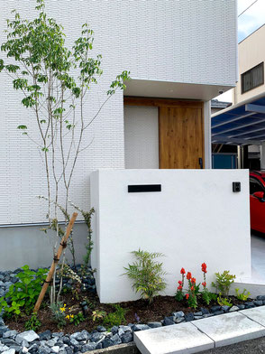 クラシスホーム　新築エクステリア　尾張旭市　かわいい外構