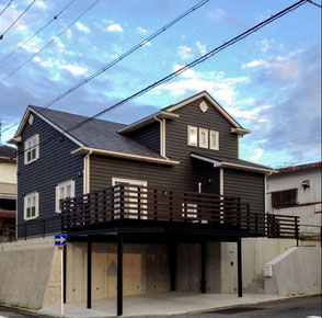 日進市　ウッドデッキ　洋風外構　ガレージデッキ