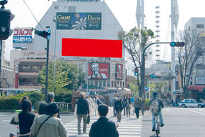 横浜市中区　イセザキモール入口