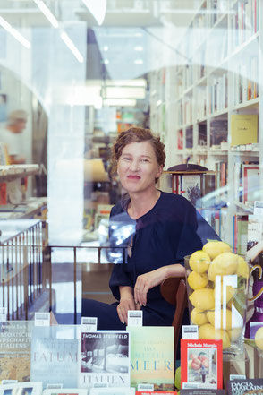 SUSANNE BÜHLER, BUCHHANDLUNG MÜNSTERGASS, BERN