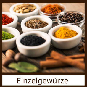 Pfeffer, Chili, Korainder, Kümmel, Kurkuma, Majoran, Meersalz, Muskatnuss, Orangenschalen, Paprika, Petersilie, Rssmarin, Schnittlauch, Süssholz, Thymian, Vanille, Zint, Zironenschale