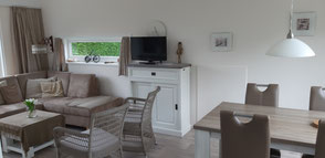 Ferienhaus Lueling Wohn- und Ess-Bereich