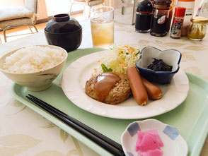 日替わり朝食メニューの一例