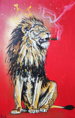 Tableau contemporain fond rouge lion assis avec couronne dorée et cigare dans la gueule