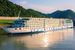 ©Century Cruises