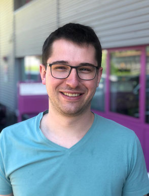 Cyrill Rogenmoser Teilhaber der Rogenmoser Feinmechanik AG und Spezialist für CNC Frästeile