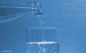 Wasser trinken gegen Mundgeruch