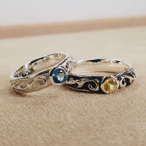 Bagues de Promesse pour Elle et Lui en Argent 925 serties d'une topaze Bleu Londres et d'un Saphir jaune