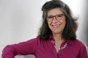 Dr. Rhena Brutos
