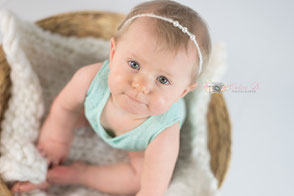 Shooting photo bébé Dijon Beaune Chalon sur Saône Dole