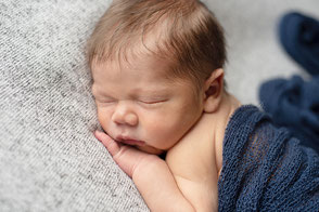 Celia D. Photographie - Photographe naissance bébé nouveau-né Dijon Beaune Chalon sur Saône Nuits saint Georges