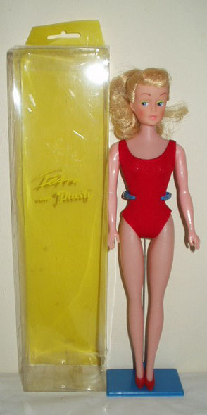 Petra with Tressy face. Photo by marthasfashiondolls.