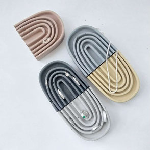 Concrete Rainbow RIng Organiser by PASiNGA