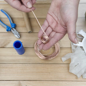 Bending copper for the concrete air plant holder PASiNGA diy