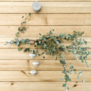Concrete Diamond Ornament Copper Wreath Diy - finishing touches by PASiNGA