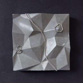 Mountain Tile, concrete jewellery display tray by PASiNGA design 