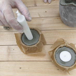 DIY Concrete Candle Holder Tutorial, a wonderfully easy concrete diy with recycled moulds and baking paper to create a tree bark texture! #diy #concrete #modernhome #tutorial #pasinga #blogging