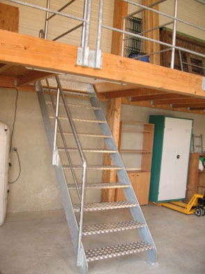 escalier + garde-corps mezzanine - atelier communal Rosenwiller