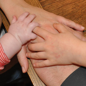 Familienzusammenhalt, Familienbindung, Mütterberatung, Väterberatung