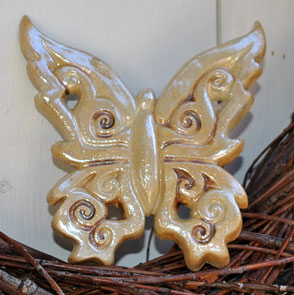 Geschenk für die Mutter: Schmetterlin aus Keramik