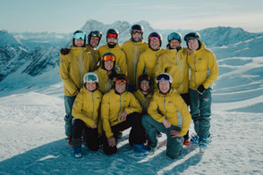 skilehrergruppenbild, 9 personen