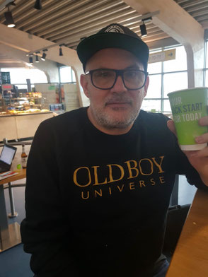 Westbam #oldboyuniverse #oldboyuniversestudio #oldboyuniverseworldwide #westbam #flakeboy #universe Flakeboy Universe Flake Westbam Candy Marquardt Specki INEXTREMO Flake milan Peschel Charly Hübner Berlin Kreuzberg 100 prozent Baumwolle made berl