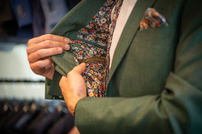 Photographe de mariage à Nantes à l'atelier 5, photo des costumes.