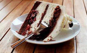 Die besten Kuchenrezepte, die besten Tortenrezepte, Backen leicht gemacht, cola torte, Fantaschnitten, BACKEN MIT oMA hAUSEN,Oma Hausen, Backen,