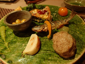 船山温泉　夕食　山梨　温泉　山の中の一軒宿　菜ちゃんのページ