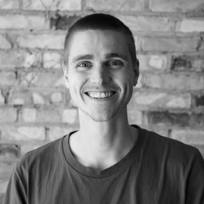 Florian Schnee Klavierlehrer Klavierunterricht Keyboardlehrer Keyboardunterricht Musikalische Früherziehung bei der Musikschule Musikplanet in Lüneburg