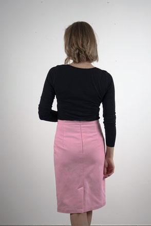 Basic Rock mit Schlitz naehen im Online Kurs bei www.naehen-bei-olga.de