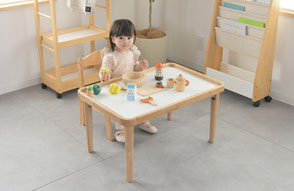 Kidzoo フォールディングプレイテーブル