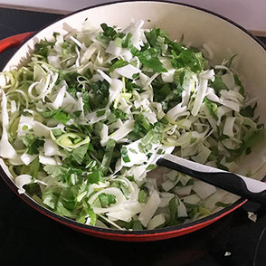 Kerstins Keto, ketogene Ernährung, Spitzkohl mit Feta