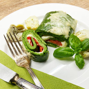 Kerstins Keto, grüner Wrap aus Blattspinat, Käse und Ei