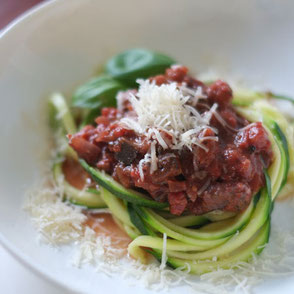 Kerstins Keto, Zoodles mit Tomaten-Mascarpone Soße