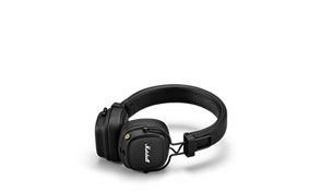 Bluetooth Headphones ( i like to listening music when editing )