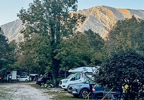 Wohnmobile auf Campingplatz Slowenien 2026