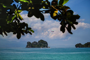 langkawi-malaysia-para-sailing