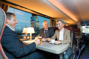 Unger-Reisen Bistro-Bus Skylliner Reisegenuss