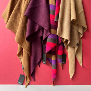 Kaschmir Triangle EASY und VALENTIN