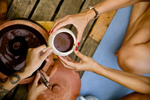Klang- und Kakao-Zeremonie mit Gong in Aarau – Entspannung, Meditation und Klangschalen mit Valentina & Simone Scheuner